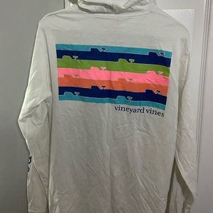 White Vineyard Vines hooded long sleeve